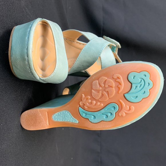 Born Crown Light Blue Wedges - Picture 5 of 5